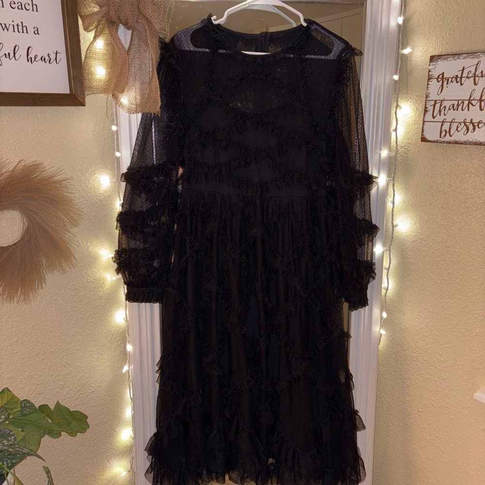 Black Sheer Ruffle Dress!🖤